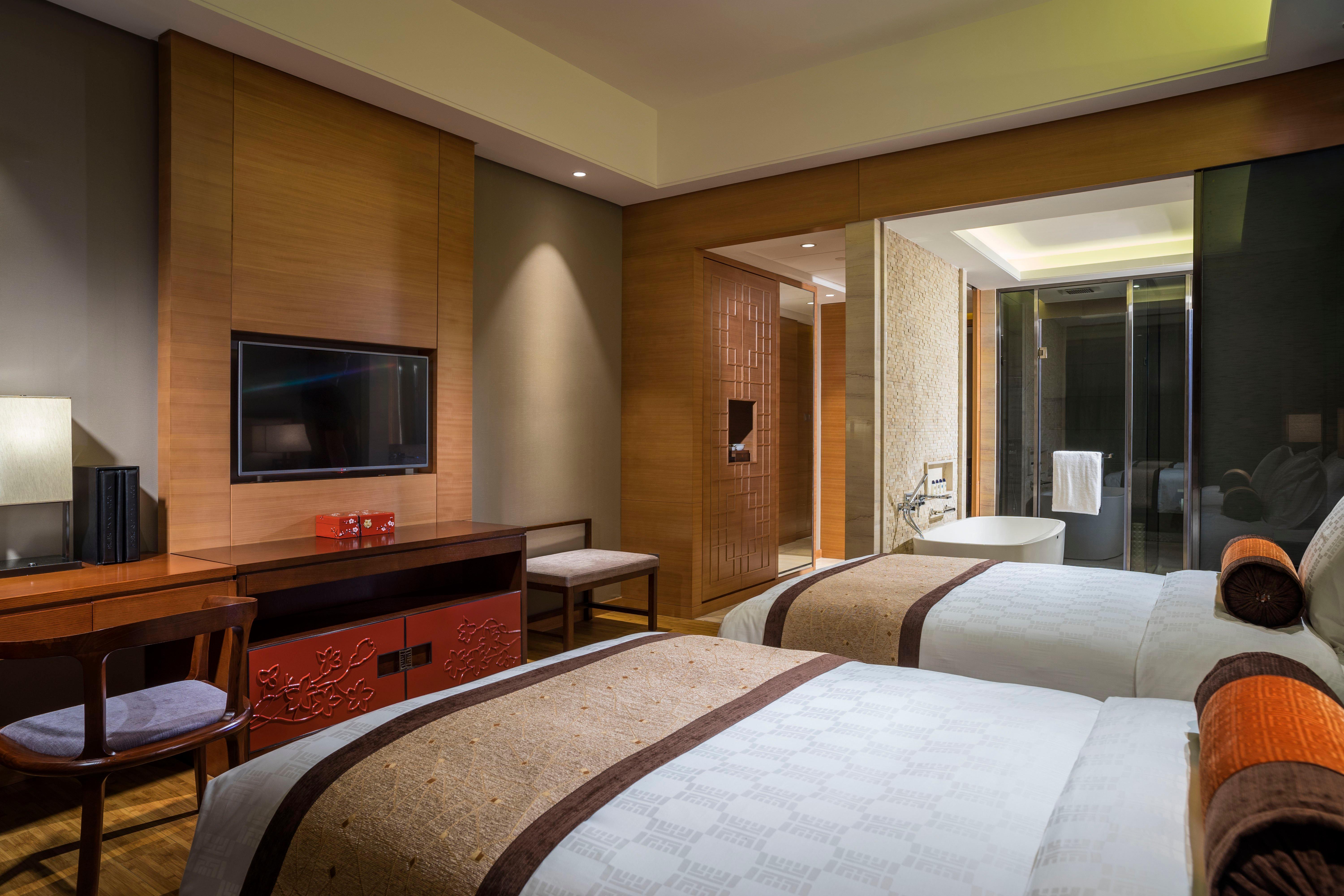 Hualuxe Yangjiang City Center Екстер'єр фото