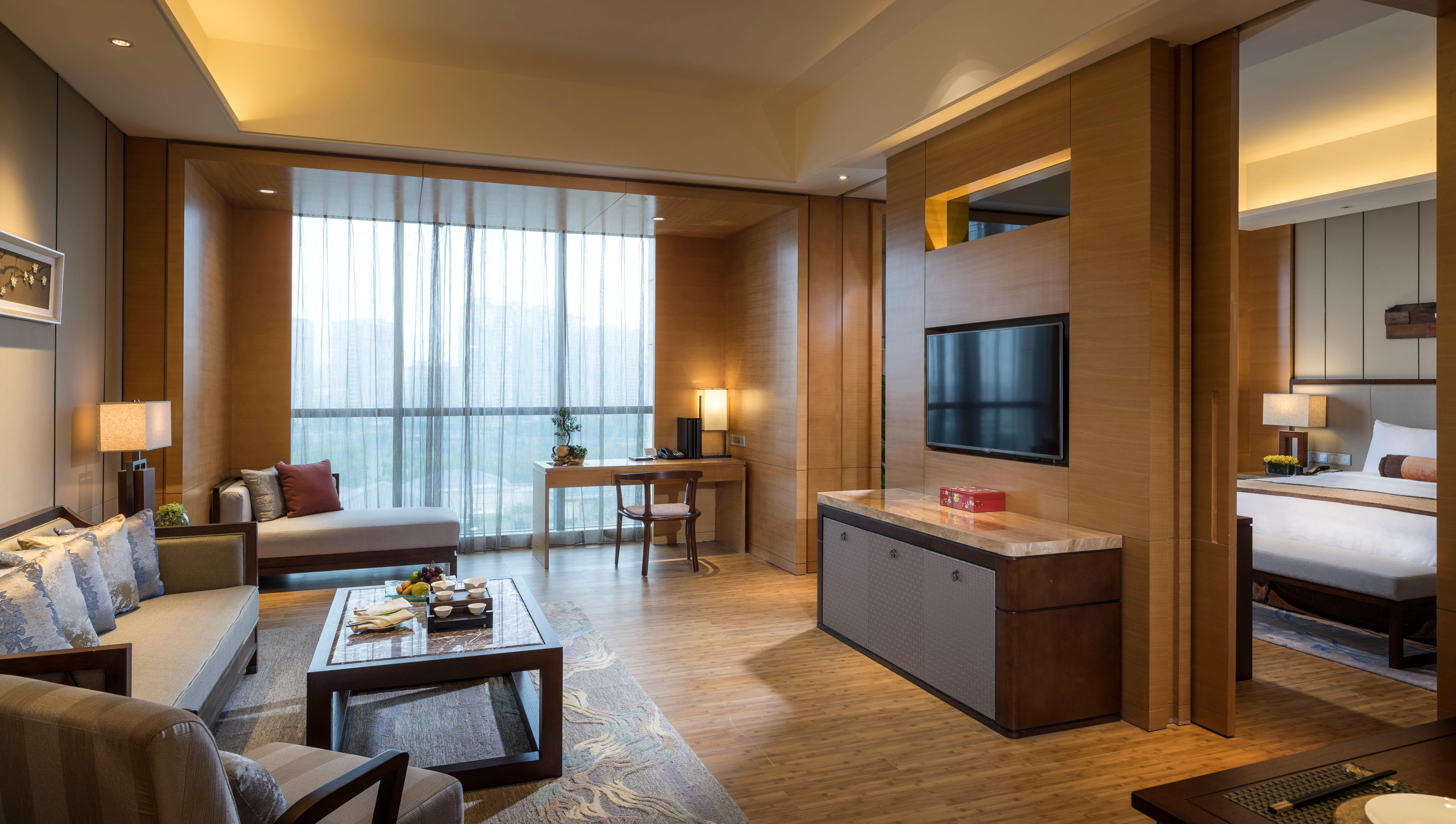 Hualuxe Yangjiang City Center Екстер'єр фото