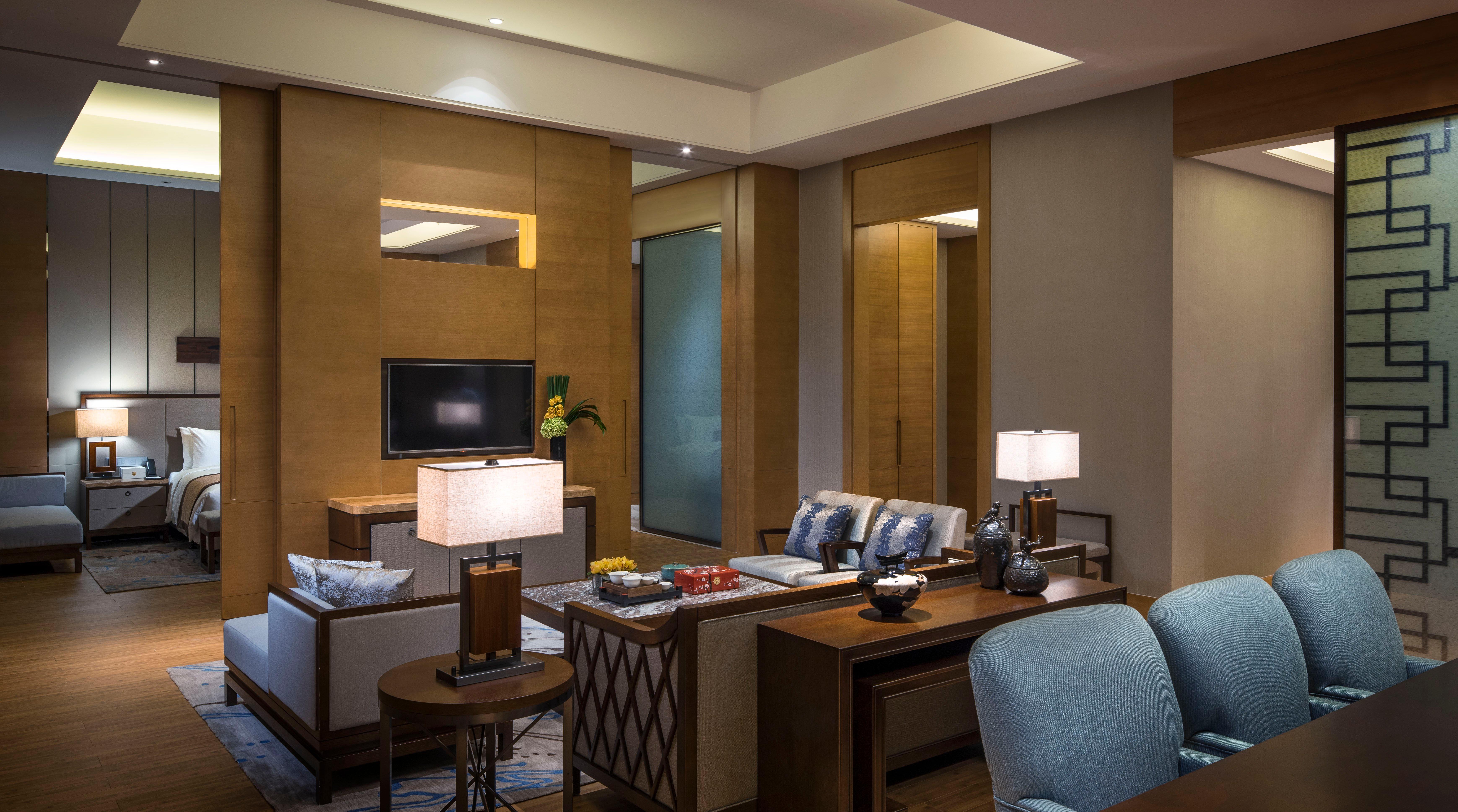 Hualuxe Yangjiang City Center Екстер'єр фото