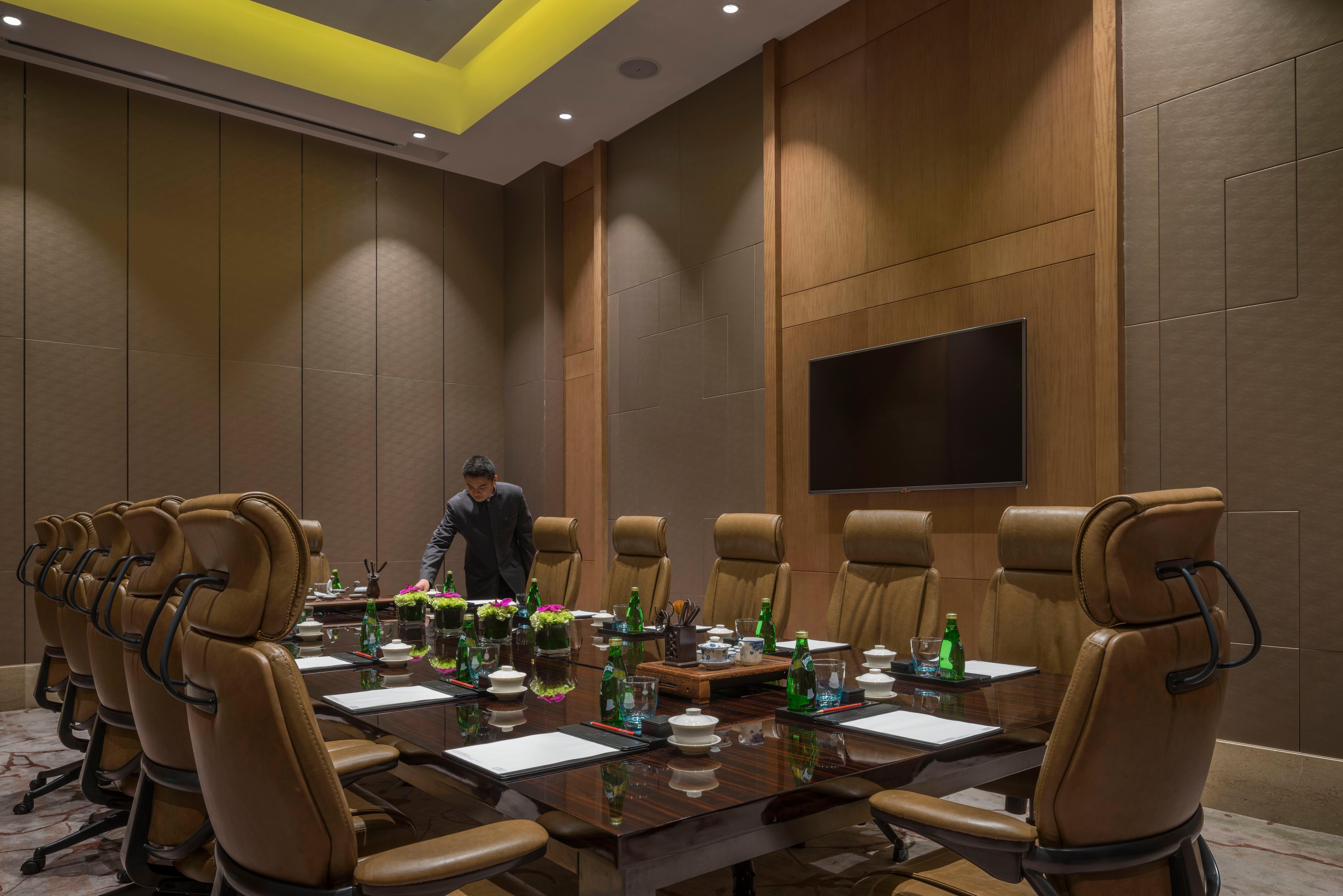 Hualuxe Yangjiang City Center Екстер'єр фото